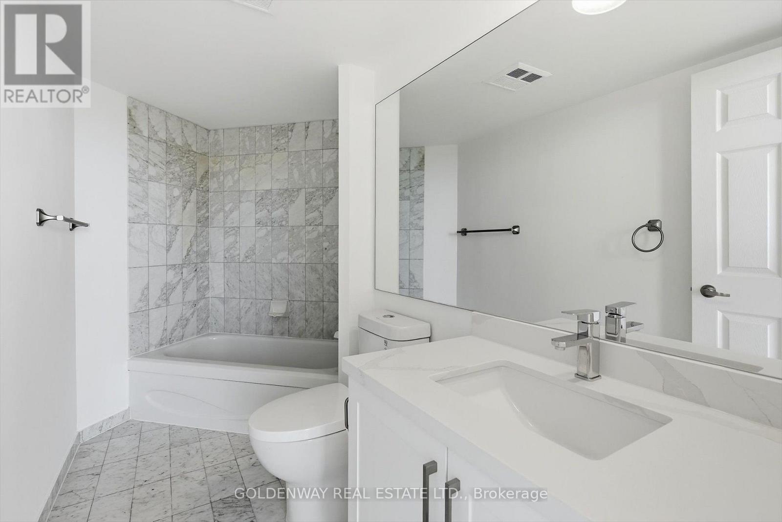 #2901 7 CONCORDE PLACE - 17