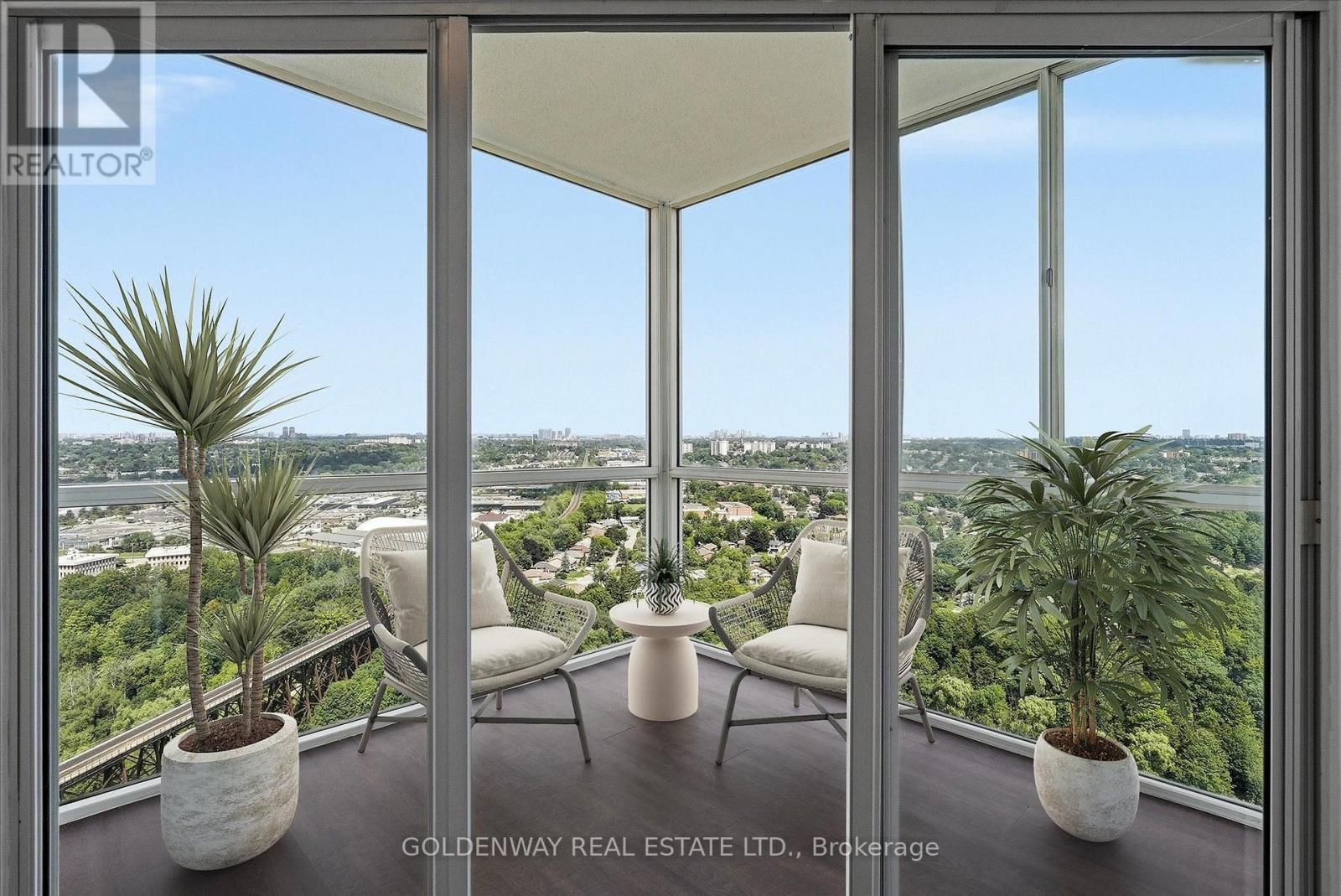 #2901 7 CONCORDE PLACE - 8
