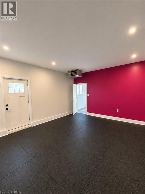 90 DEAN Avenue - Image 32