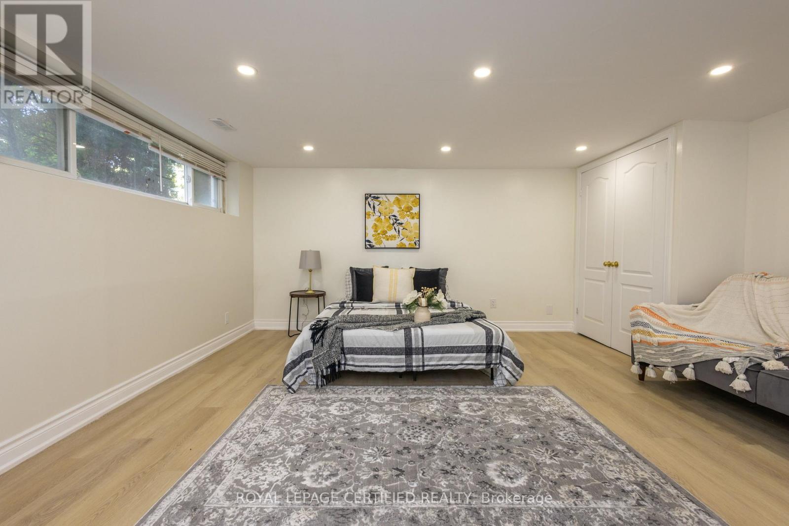 111 LIMERIDGE ROAD W - 33