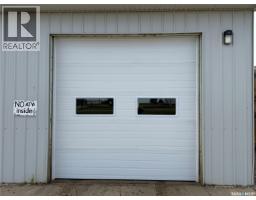 406 - 410 Railway Avenue, Eston, SK S0L1A0 Photo 11