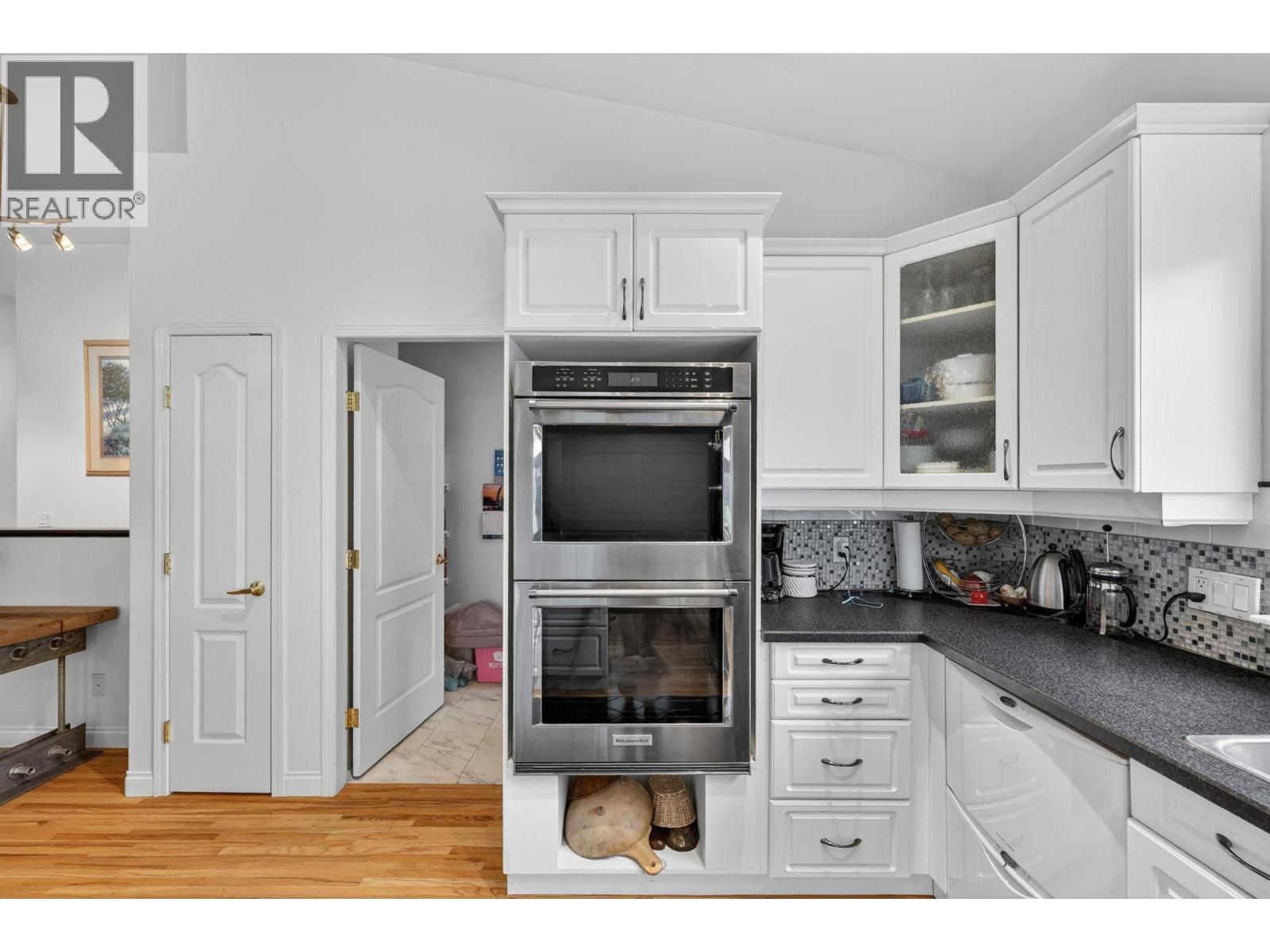 3117 Capistrano Court - Image 13