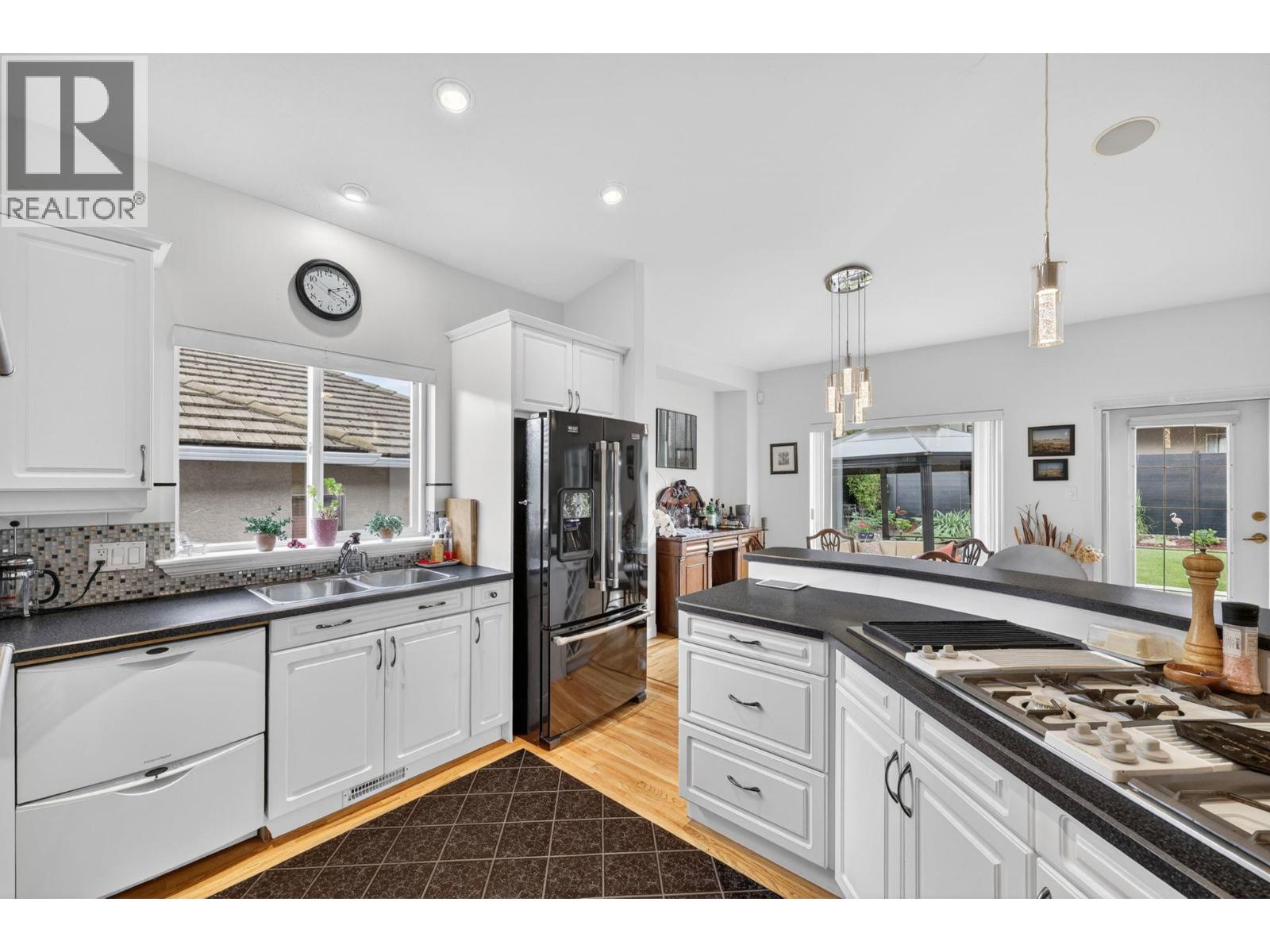 3117 Capistrano Court - Image 14