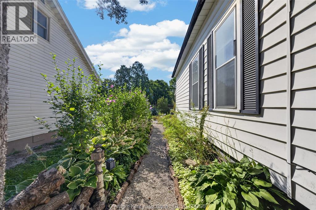 45 Oxley DRIVE - Image 33