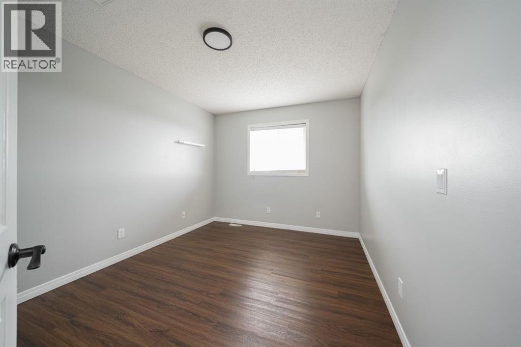 111 Polar Bay, Fort McMurray