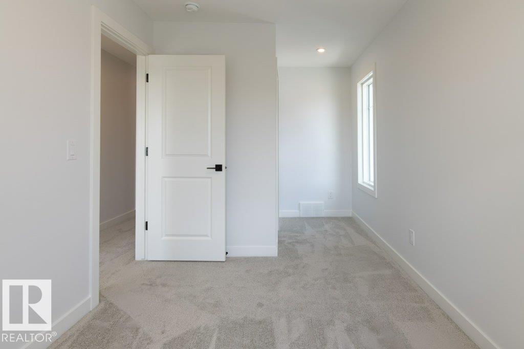 37 AXELWOOD CR - Image 24