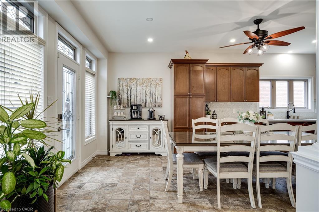 575 STONEHENGE Drive - Image 22