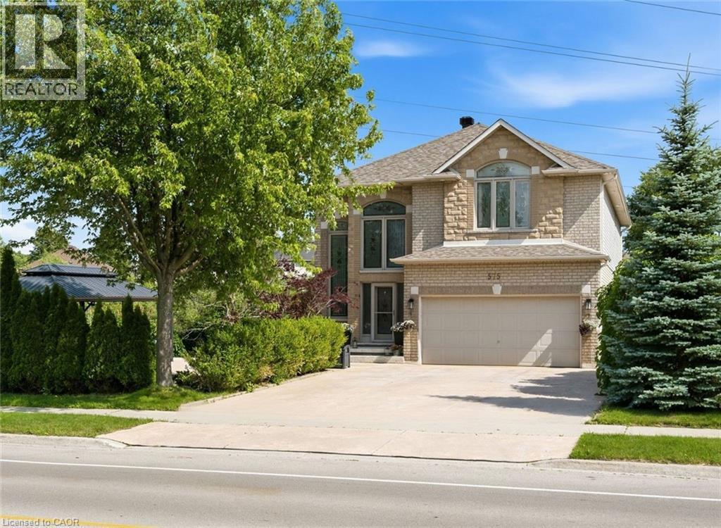 575 STONEHENGE Drive - 1
