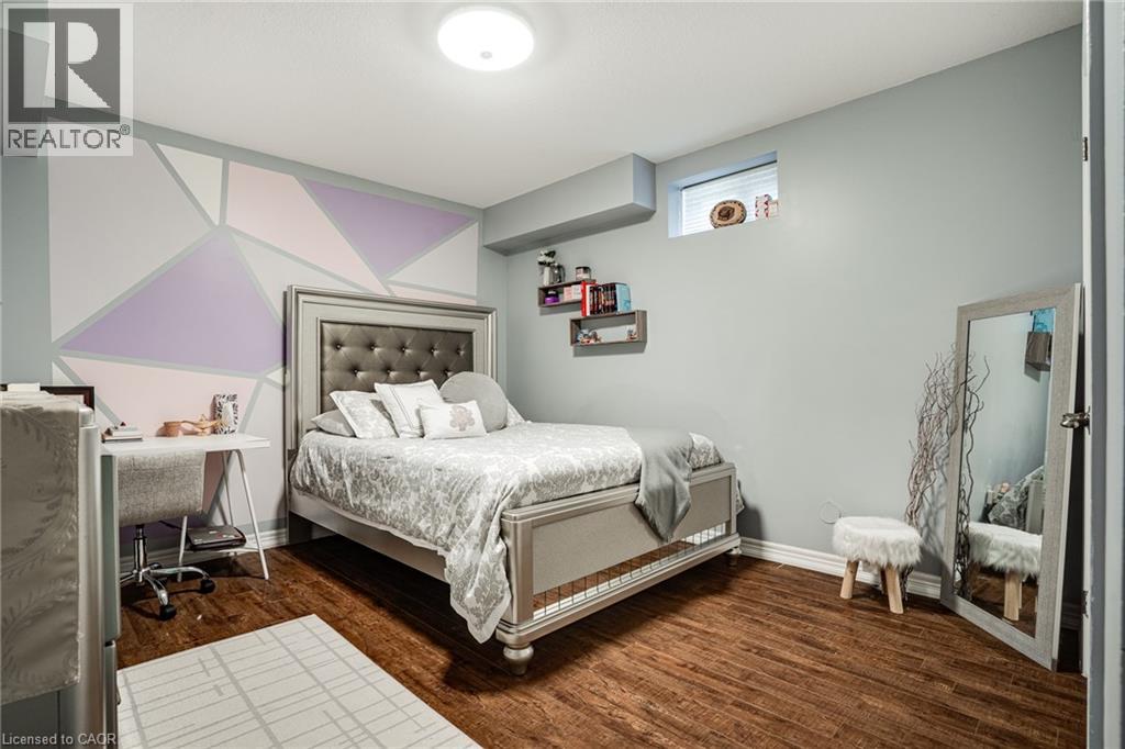 575 STONEHENGE Drive - Image 41