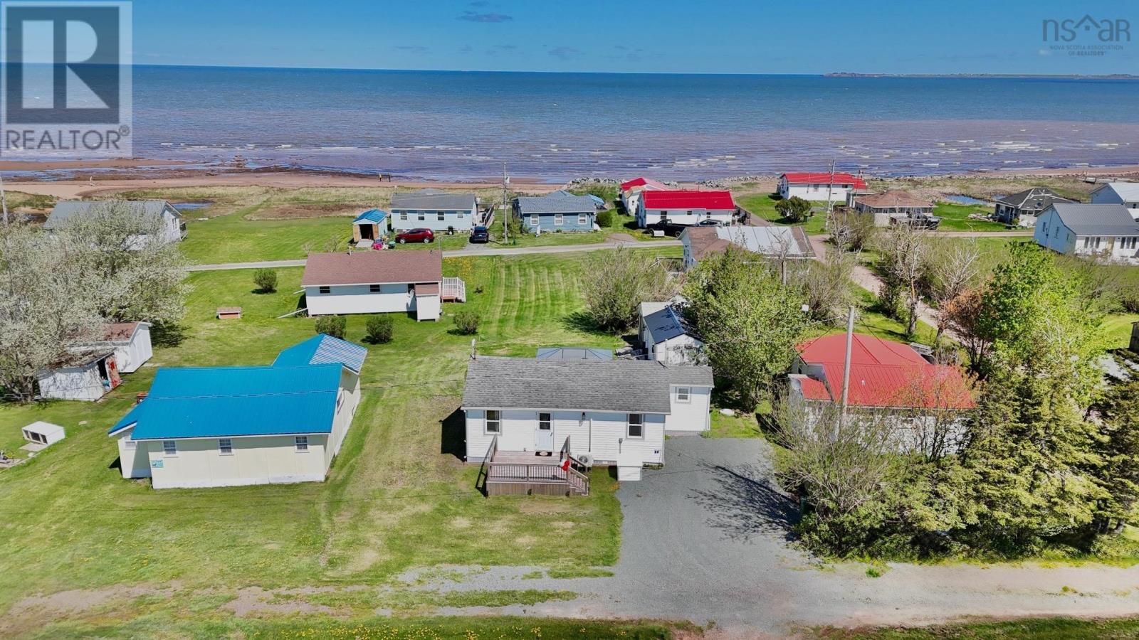 6 Douglas Crescent - 45