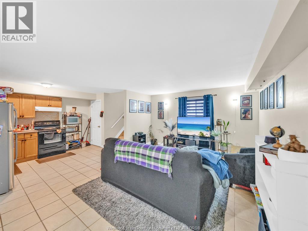 271 WATKINS - Image 34