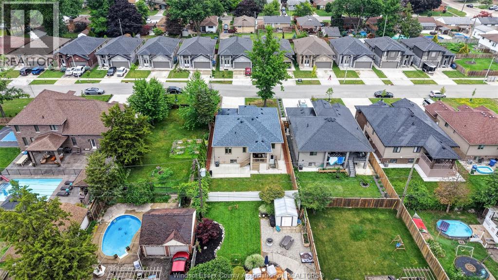 1267 EASTLAWN AVENUE - Image 49