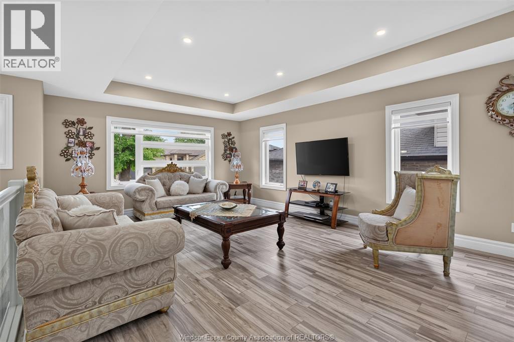 1267 EASTLAWN AVENUE - 9