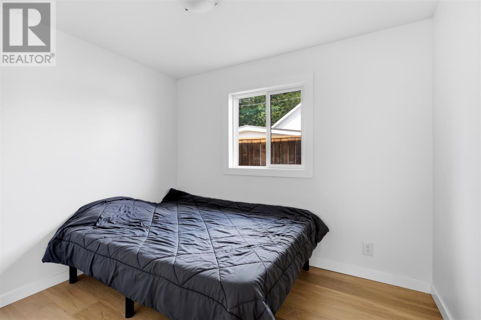 29 Allard ST - Image 19