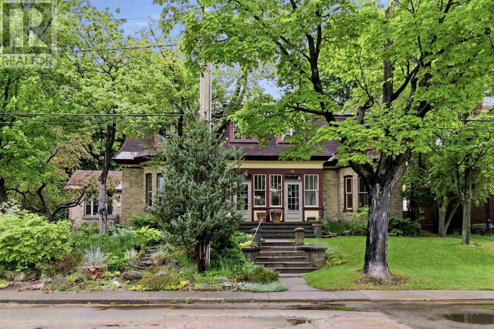 36 Herrick ST - Image 45