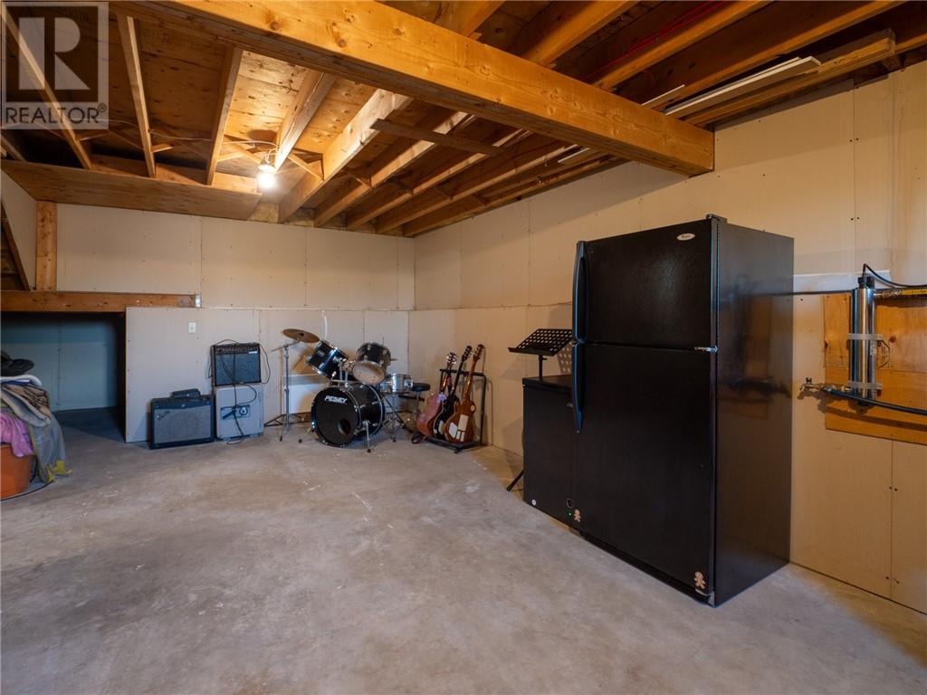 74 LEBAR Road - Image 46