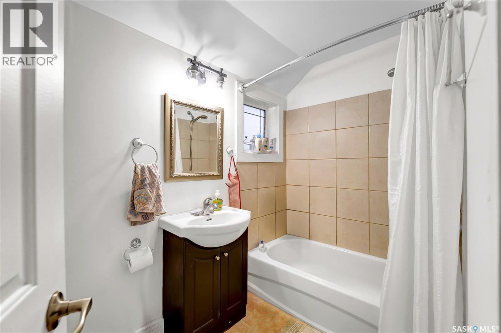 316 J AVENUE N - Image 23