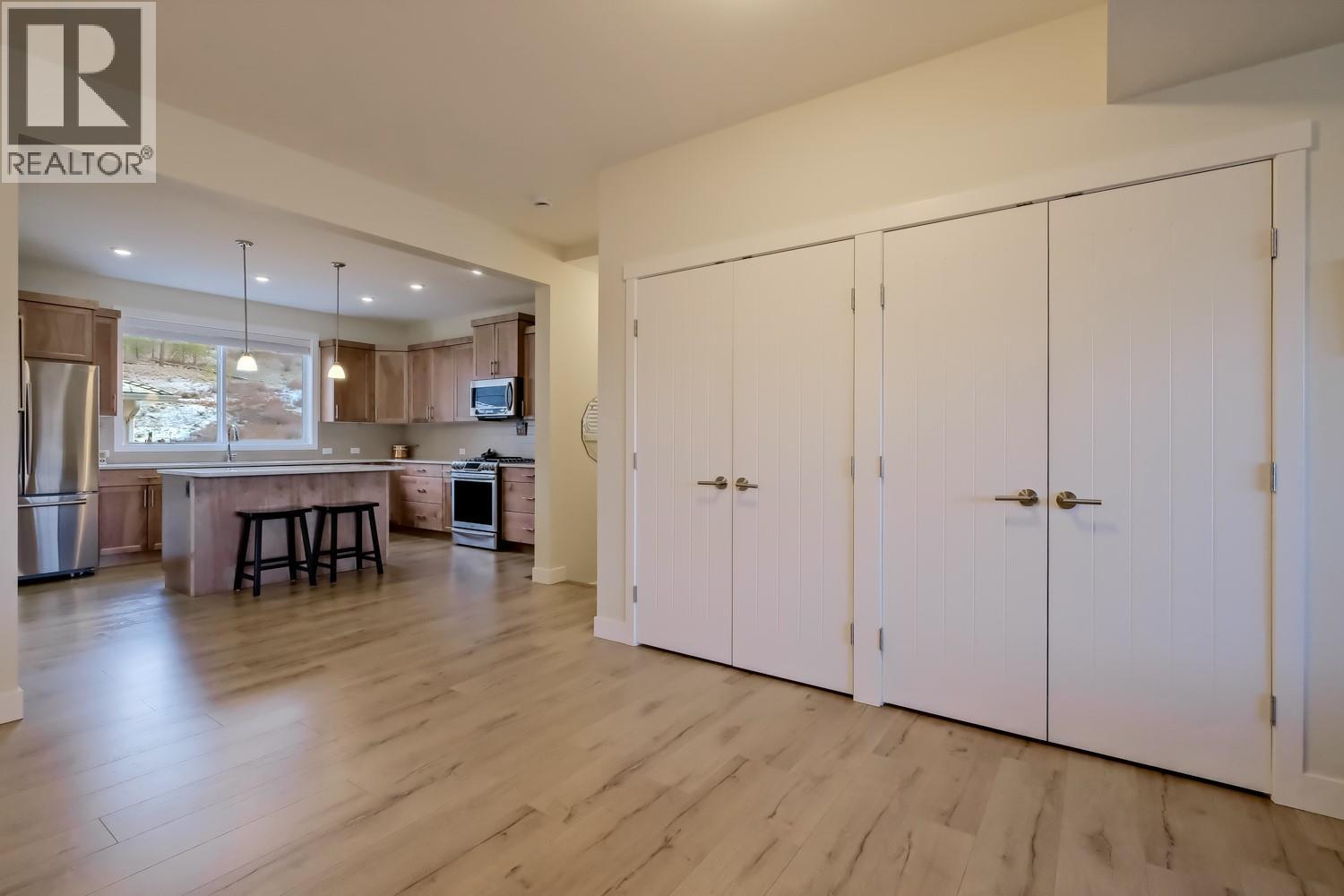 926 HOLDEN Road, Penticton