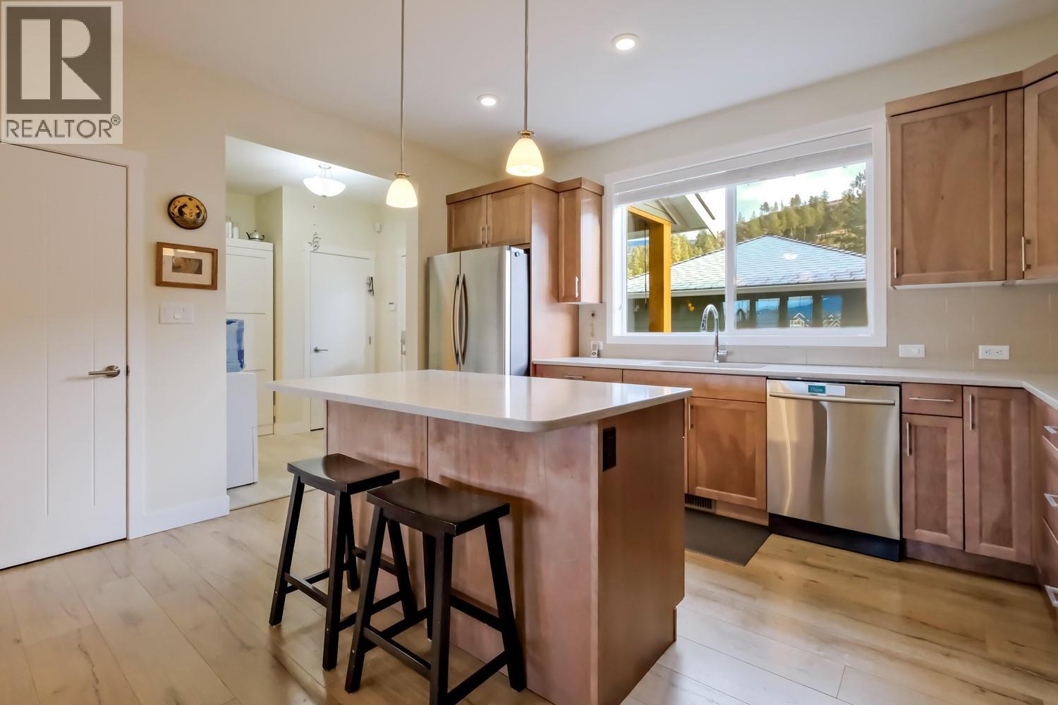 926 HOLDEN Road, Penticton