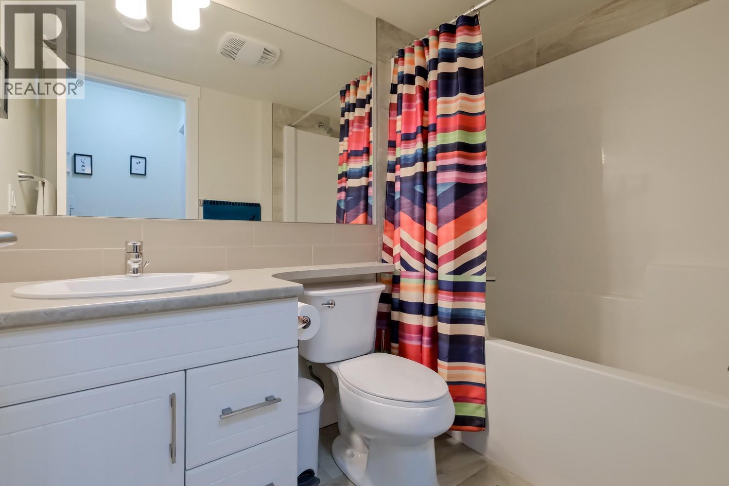 926 HOLDEN Road, Penticton