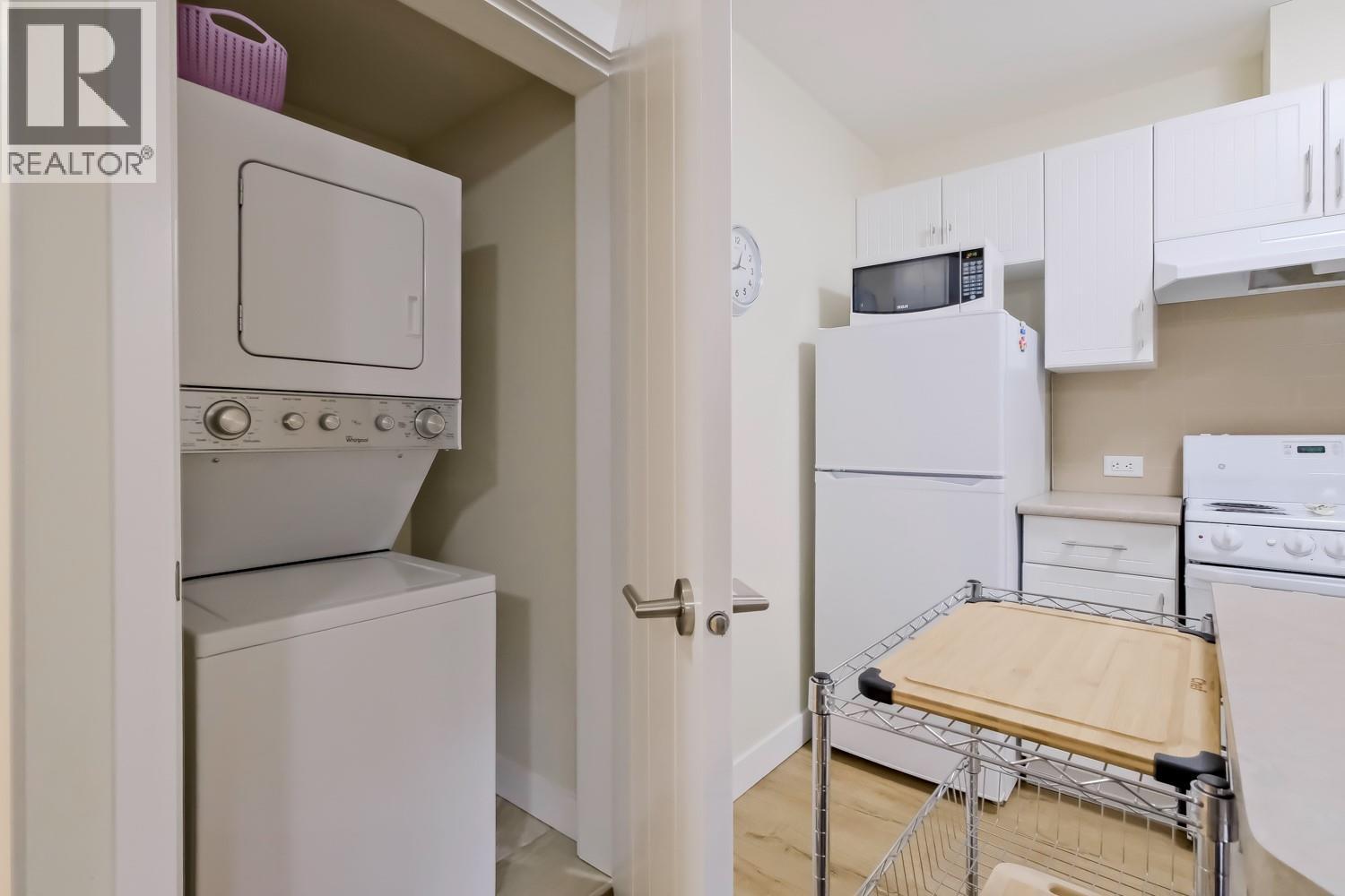 926 HOLDEN Road, Penticton