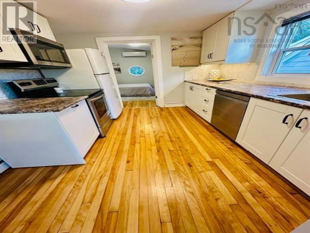 2079 & 2081 Poplar Street - 2