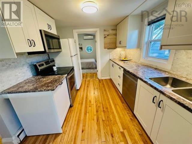 Property 7 of 26 of 2079 & 2081 Poplar Street