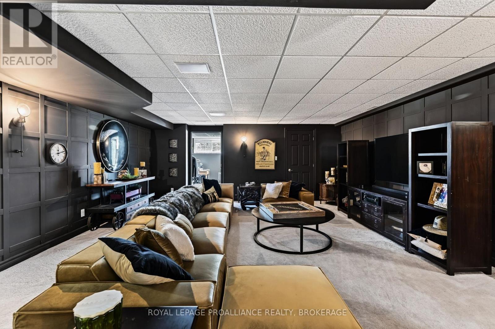 3335 FOUR SEASONS DRIVE - Image 34