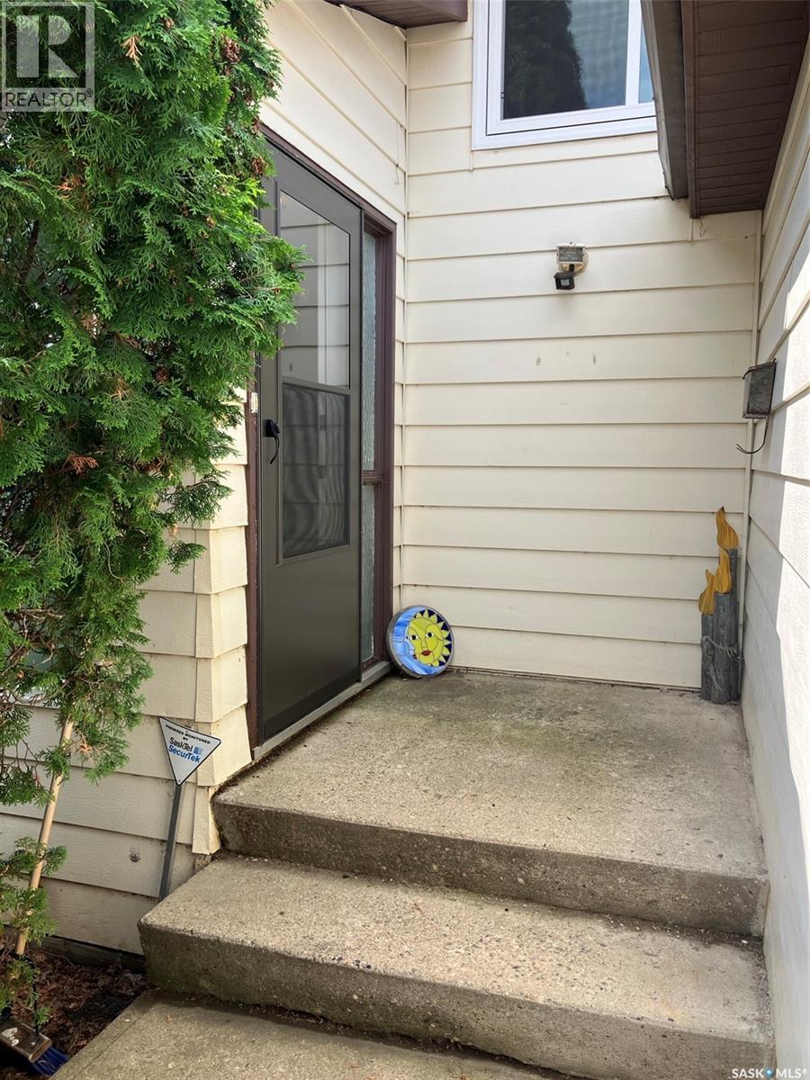 904 Centre STREET - 3
