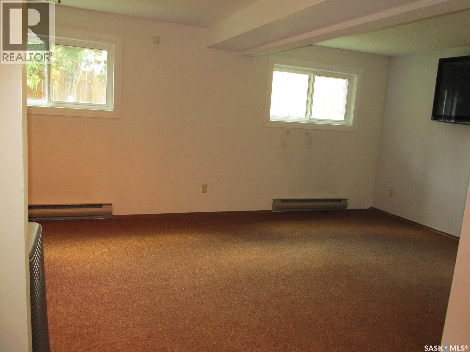 904 Centre STREET - Image 32