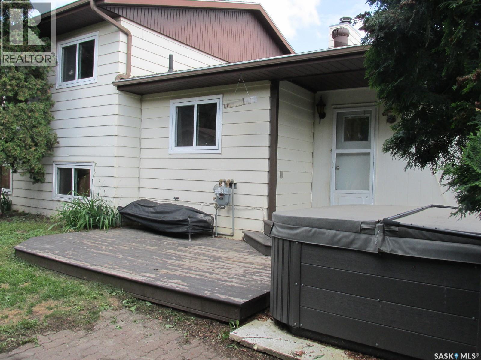 904 Centre STREET - 43