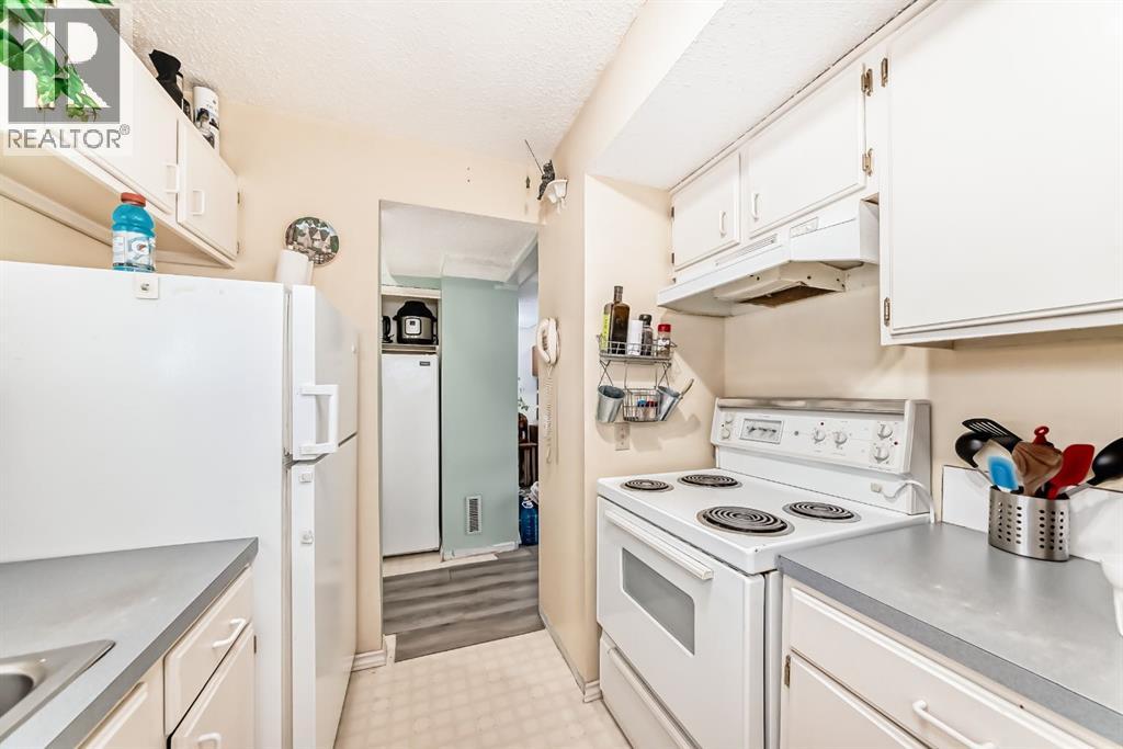 409, 2520 Palliser Drive SW photo 11