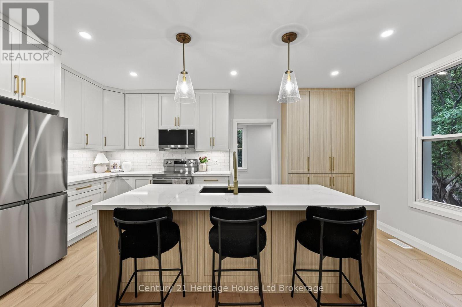 256 UNION STREET - 2