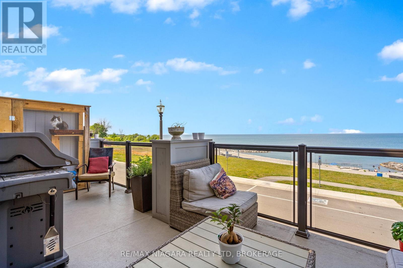 56 WATERVIEW LANE - 13