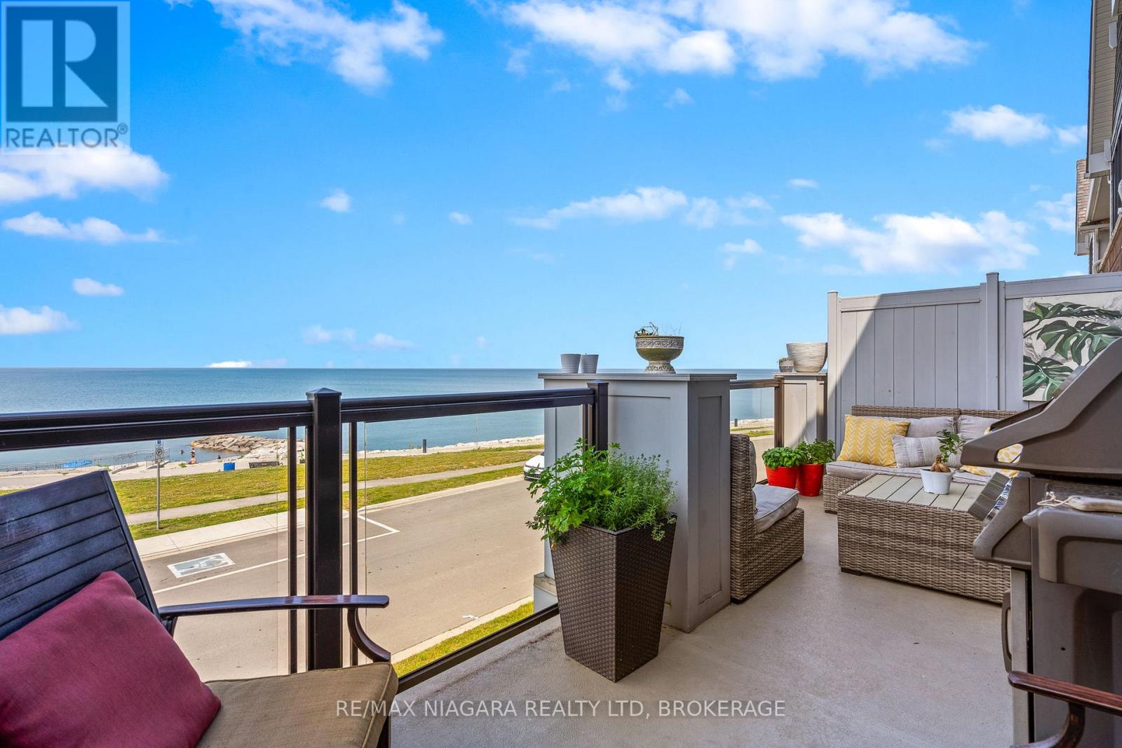 56 WATERVIEW LANE - 14