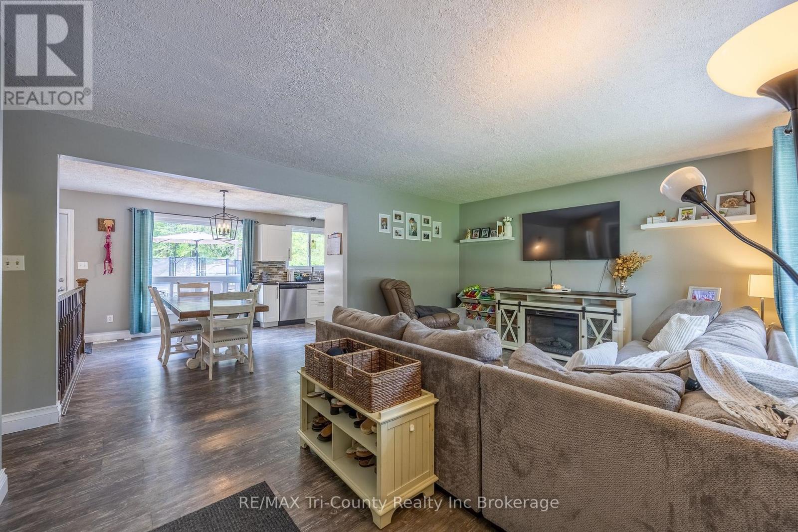 1729 CHARLOTTEVILLE WEST QUARTER LINE - 16