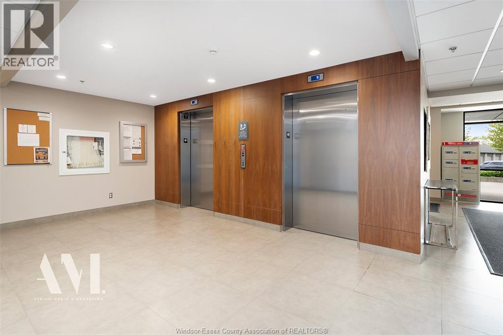 #406 250 MANNING ROAD - Image 3
