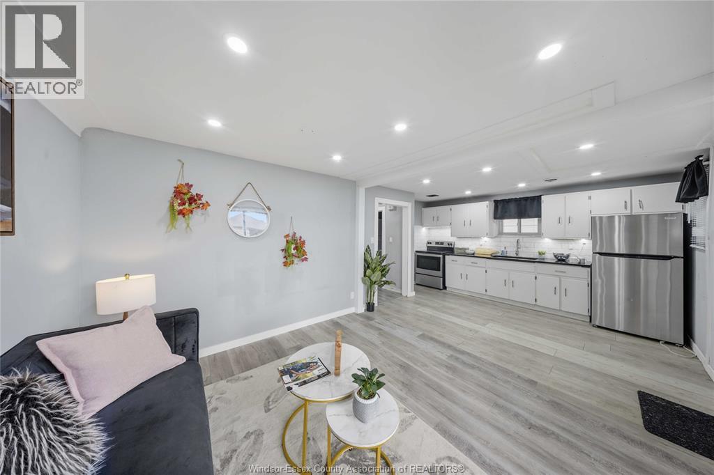 949 ELLROSE AVENUE - 10