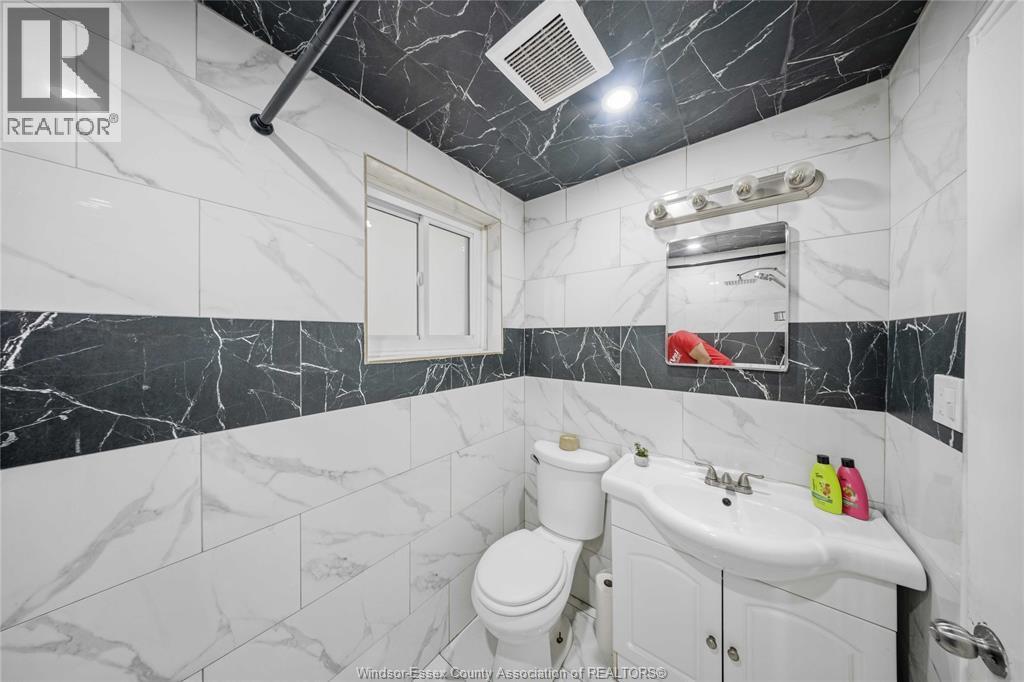 949 ELLROSE AVENUE - Image 19