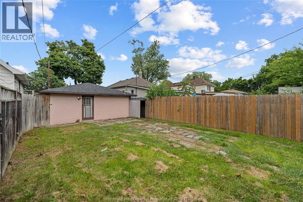 949 ELLROSE AVENUE - Image 21