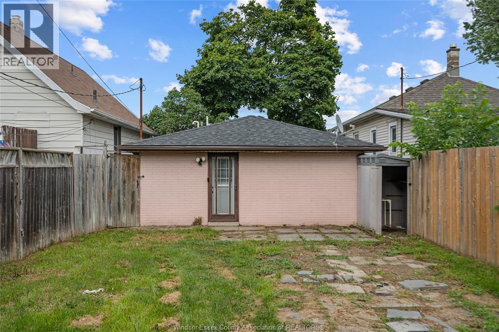 949 ELLROSE AVENUE - Image 23
