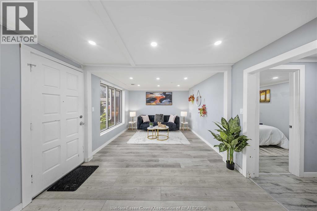 949 ELLROSE AVENUE - 7