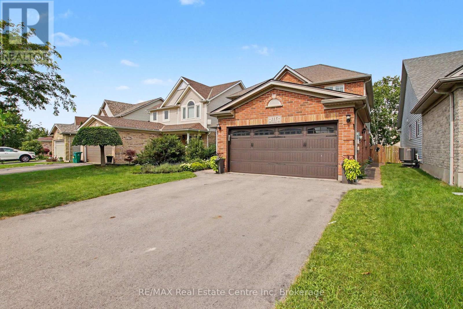 115 MCFARLANE DRIVE — photo 2