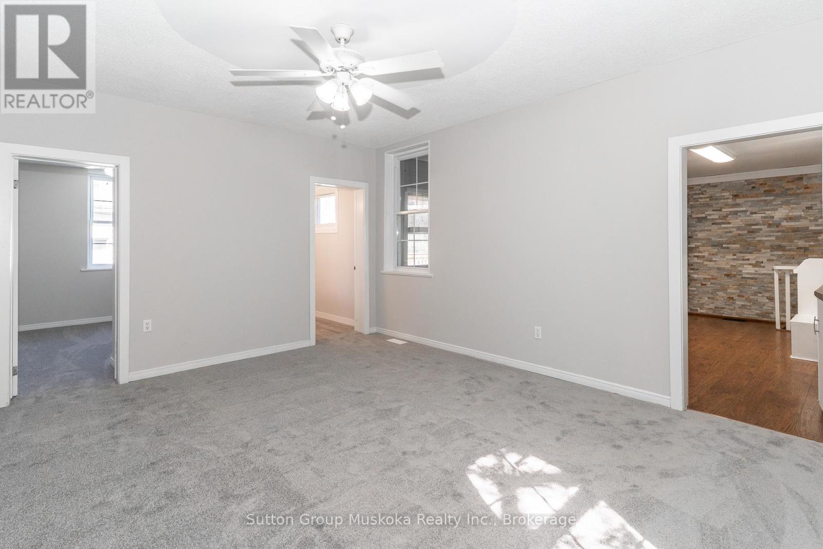 18 SUSAN STREET W - Image 5