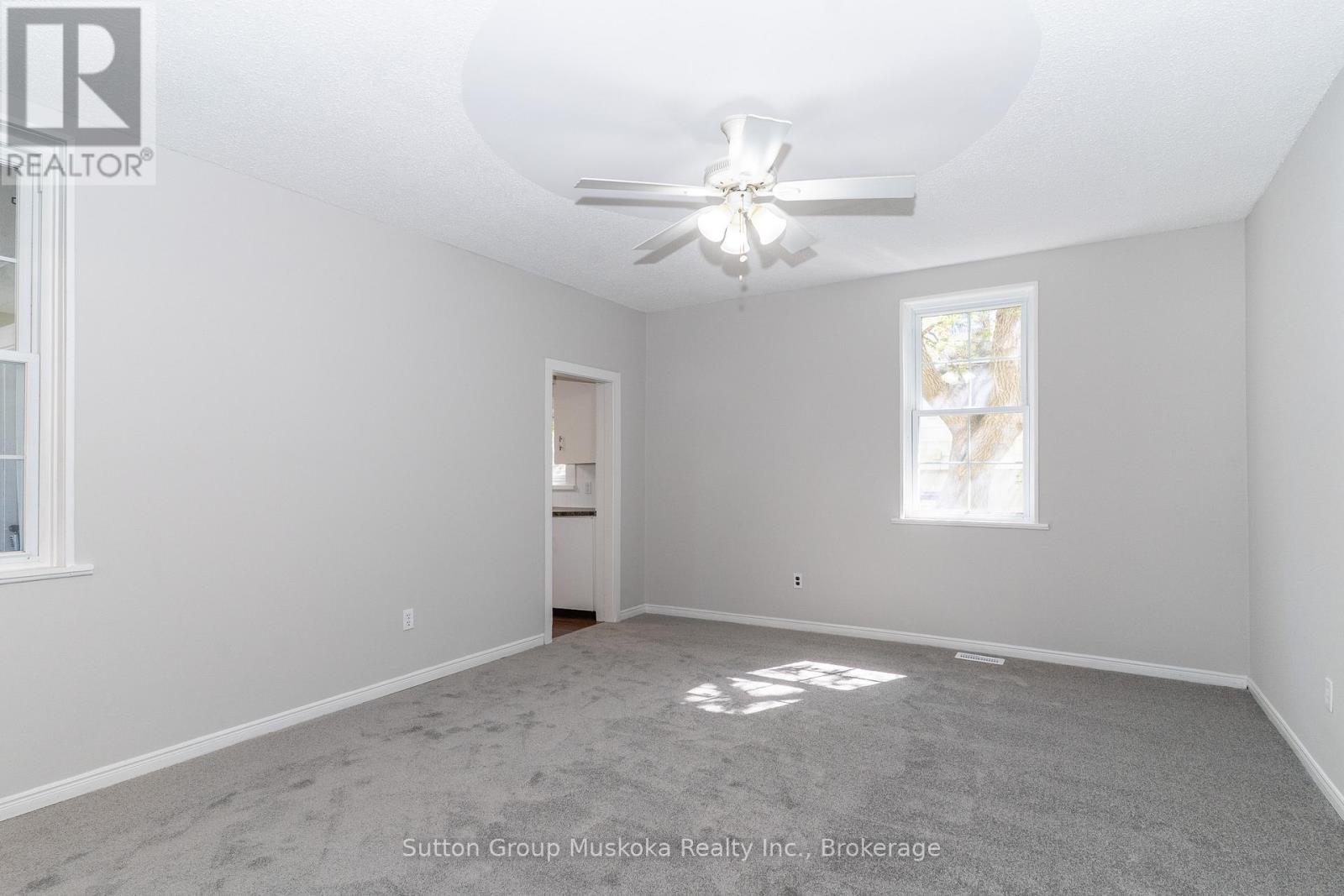 18 SUSAN STREET W - 6