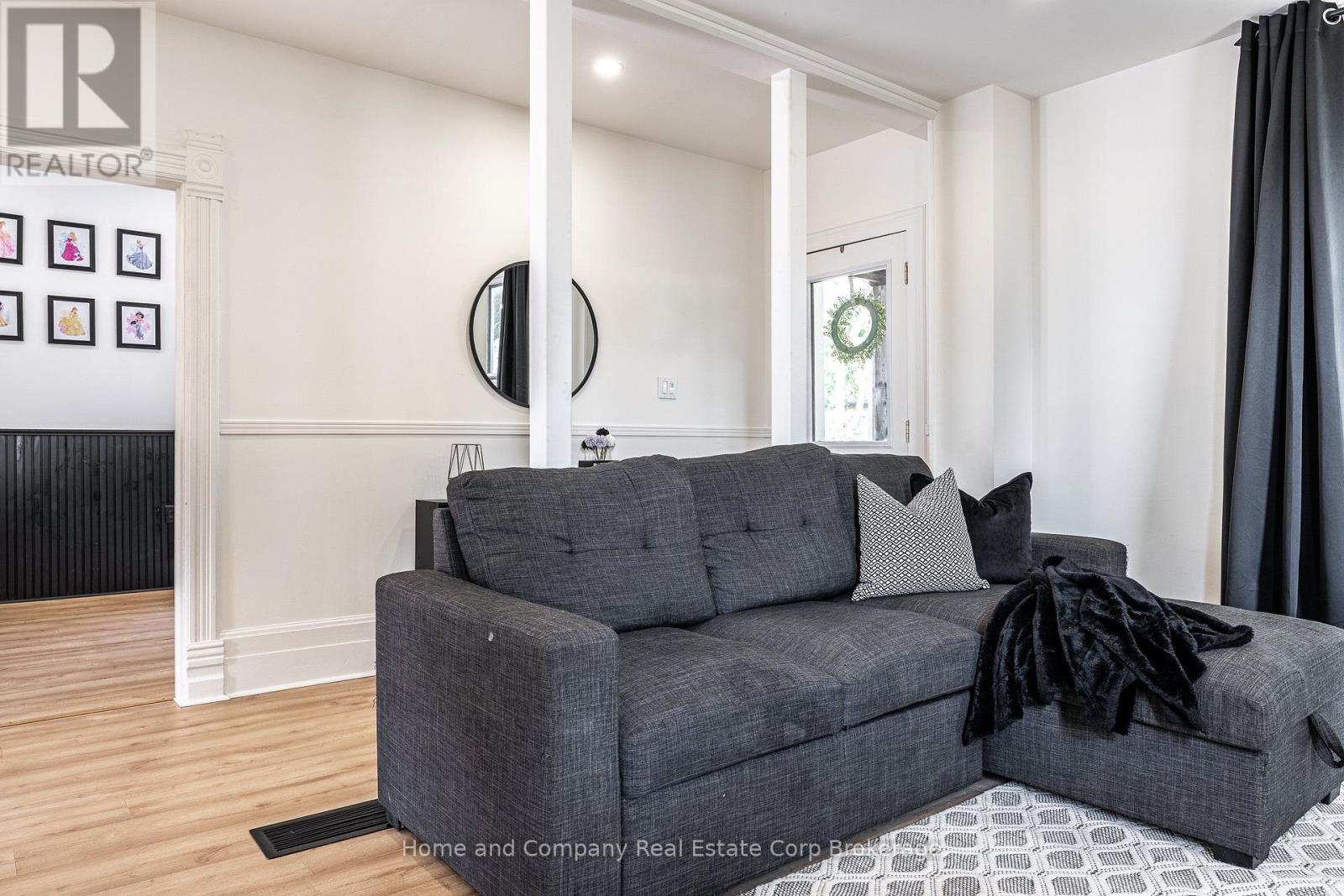 143 ST DAVID STREET - 8