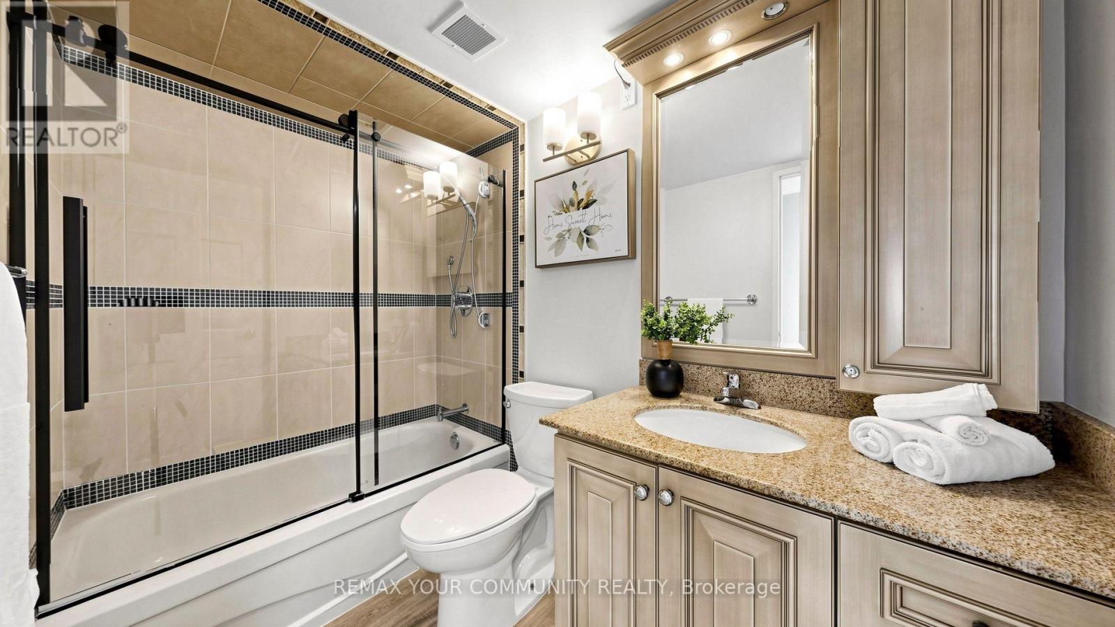 #2704 55 SKYMARK DRIVE - Image 31