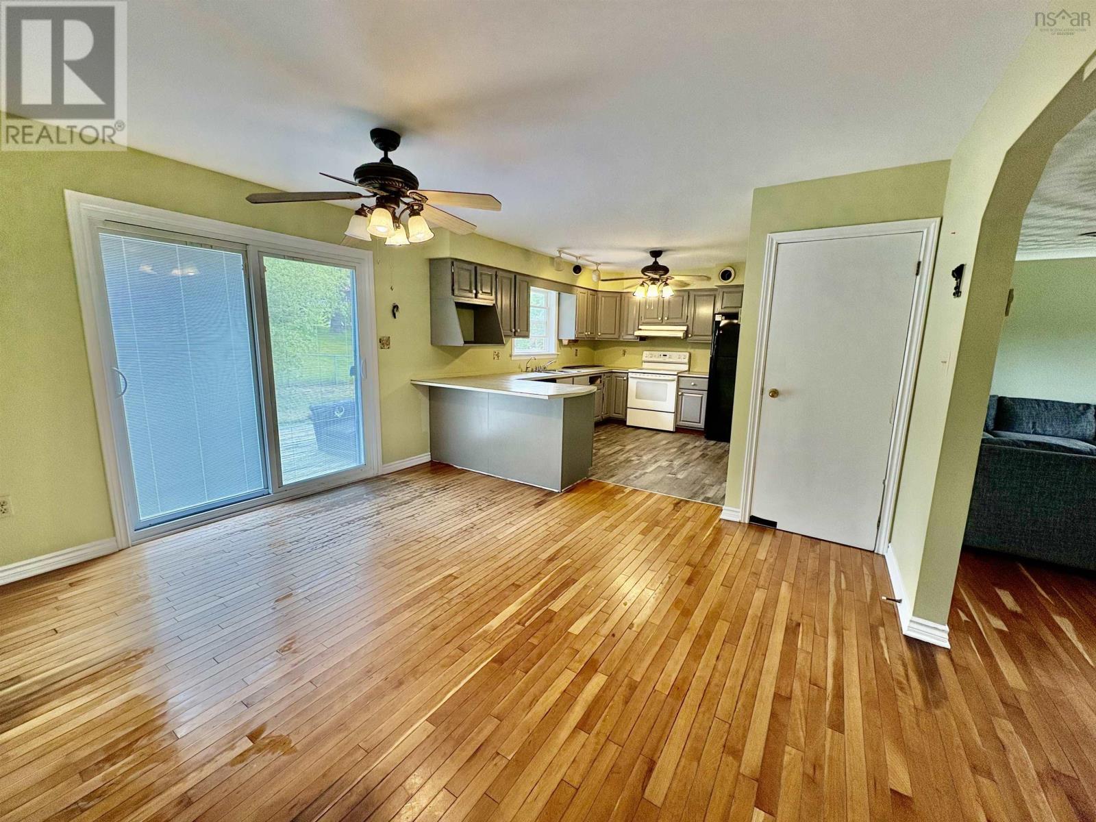 1 Whites Lake Avenue - 15