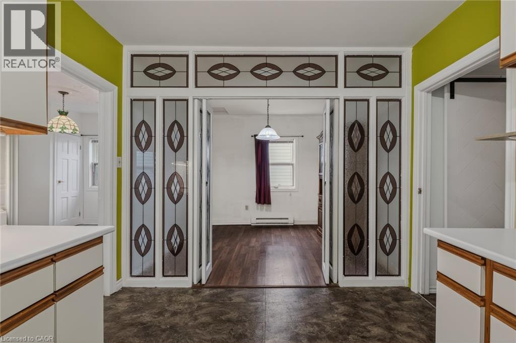 140 TOWNLINE Street - Image 17