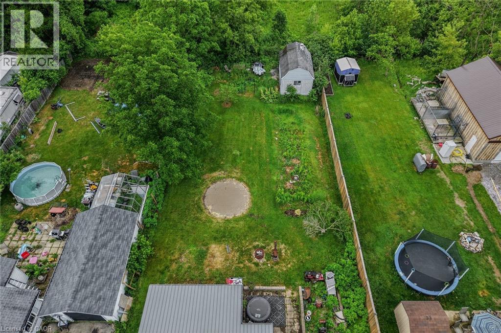140 TOWNLINE Street - Image 31